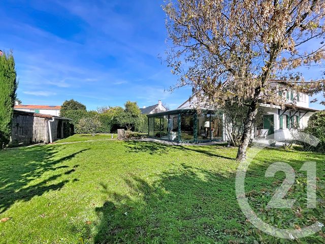 maison à vendre - 8 pièces - 210.0 m2 - REZE - 44 - PAYS-DE-LOIRE - Century 21 Harmony