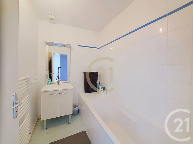maison à vendre - 5 pièces - 121.59 m2 - LES SORINIERES - 44 - PAYS-DE-LOIRE - Century 21 Harmony