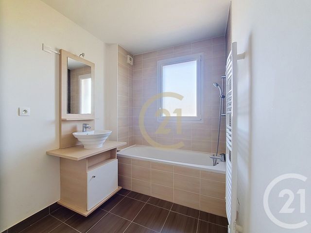 Appartement F3 à vendre - 3 pièces - 71.4 m2 - NANTES - 44 - PAYS-DE-LOIRE - Century 21 Harmony