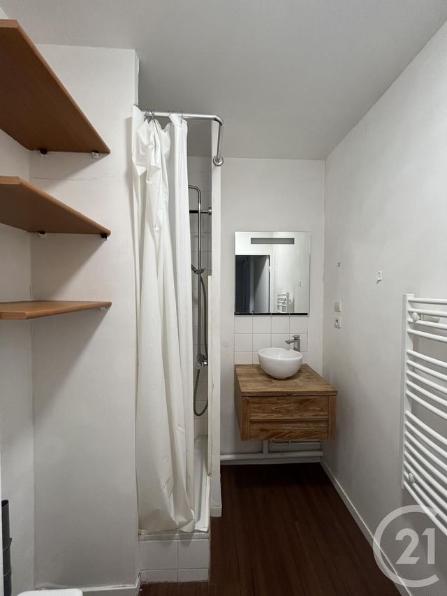 Appartement T2 à vendre - 2 pièces - 41.54 m2 - REZE - 44 - PAYS-DE-LOIRE - Century 21 Harmony