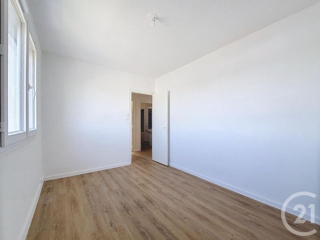 Appartement F3 à louer - 3 pièces - 63.1 m2 - REZE - 44 - PAYS-DE-LOIRE - Century 21 Harmony