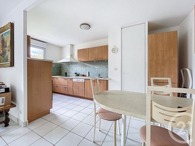 Appartement F5 à vendre - 5 pièces - 102.0 m2 - REZE - 44 - PAYS-DE-LOIRE - Century 21 Harmony