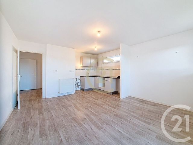 Appartement F3 à louer - 3 pièces - 56.94 m2 - ST SEBASTIEN SUR LOIRE - 44 - PAYS-DE-LOIRE - Century 21 Harmony