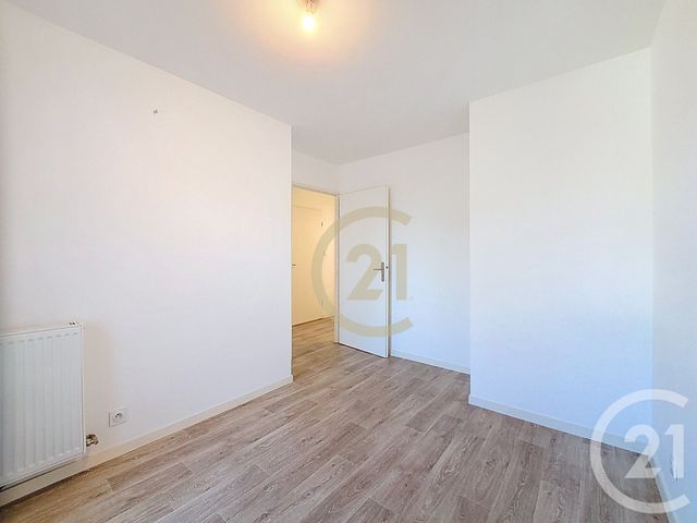 Appartement F3 à louer - 3 pièces - 56.94 m2 - ST SEBASTIEN SUR LOIRE - 44 - PAYS-DE-LOIRE - Century 21 Harmony