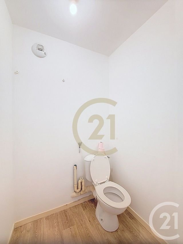 Appartement F3 à louer - 3 pièces - 56.94 m2 - ST SEBASTIEN SUR LOIRE - 44 - PAYS-DE-LOIRE - Century 21 Harmony