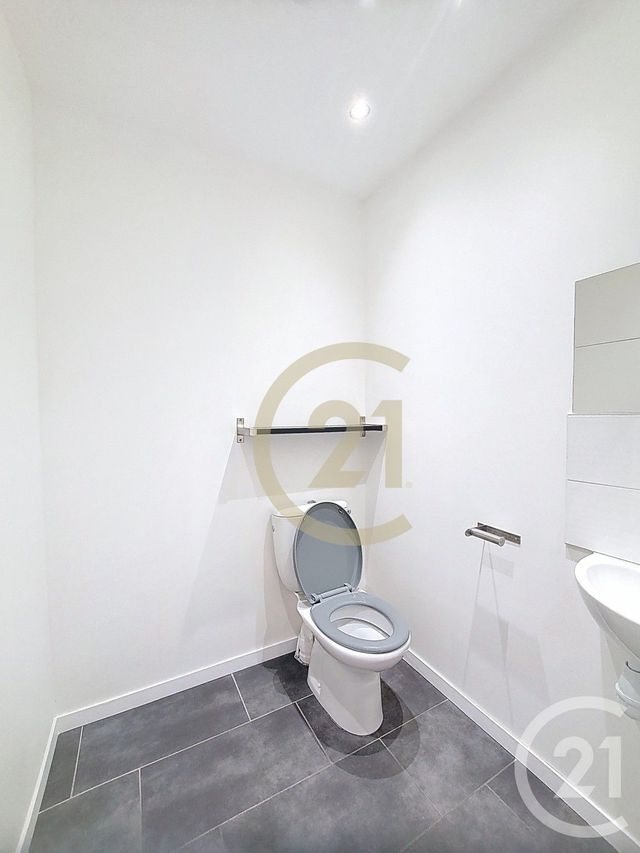 maison à louer - 4 pièces - 93.3 m2 - ST HERBLAIN - 44 - PAYS-DE-LOIRE - Century 21 Harmony