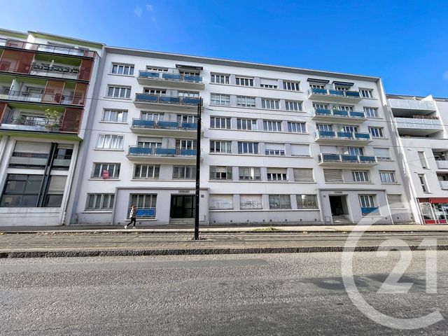 Appartement T5 à vendre - 5 pièces - 74.51 m2 - REZE - 44 - PAYS-DE-LOIRE - Century 21 Harmony