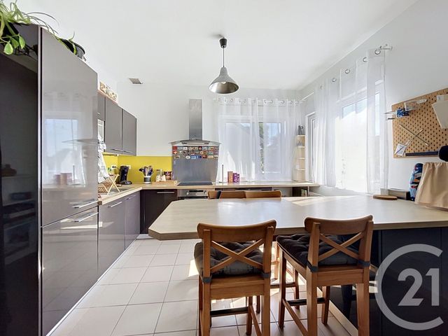 Appartement T4 à vendre - 4 pièces - 78.0 m2 - REZE - 44 - PAYS-DE-LOIRE - Century 21 Harmony