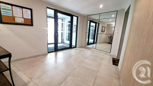 Appartement F1 à louer - 1 pièce - 26.38 m2 - ST SEBASTIEN SUR LOIRE - 44 - PAYS-DE-LOIRE - Century 21 Harmony