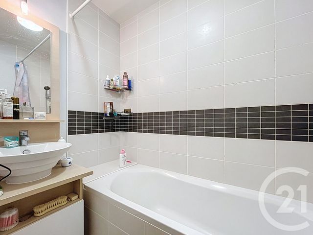 Appartement T2 à vendre - 2 pièces - 44.91 m2 - NANTES - 44 - PAYS-DE-LOIRE - Century 21 Harmony