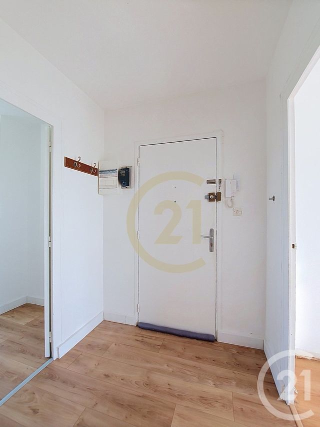 Appartement F3 à louer - 3 pièces - 62.23 m2 - REZE - 44 - PAYS-DE-LOIRE - Century 21 Harmony