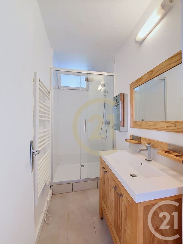 Appartement F3 à louer - 3 pièces - 62.23 m2 - REZE - 44 - PAYS-DE-LOIRE - Century 21 Harmony