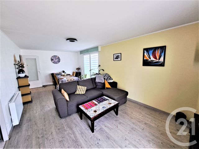 Appartement F4 à louer - 4 pièces - 75.19 m2 - ST SEBASTIEN SUR LOIRE - 44 - PAYS-DE-LOIRE - Century 21 Harmony