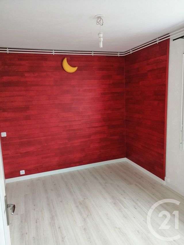 Appartement T5 à louer - 5 pièces - 90.48 m2 - REZE - 44 - PAYS-DE-LOIRE - Century 21 Harmony