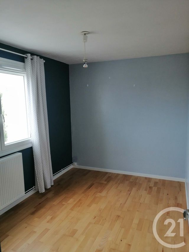 Appartement T5 à louer - 5 pièces - 90.48 m2 - REZE - 44 - PAYS-DE-LOIRE - Century 21 Harmony
