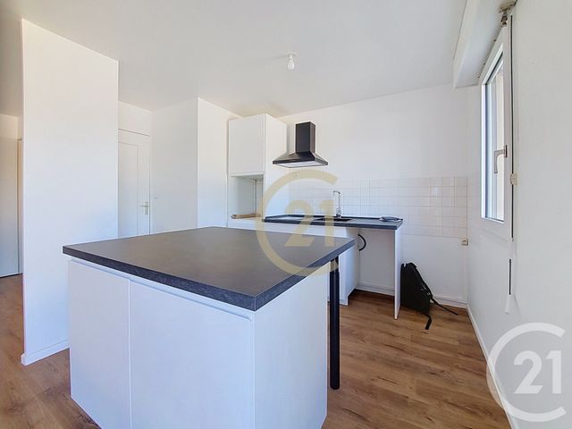 Appartement F4 à louer - 4 pièces - 88.12 m2 - ST SEBASTIEN SUR LOIRE - 44 - PAYS-DE-LOIRE - Century 21 Harmony