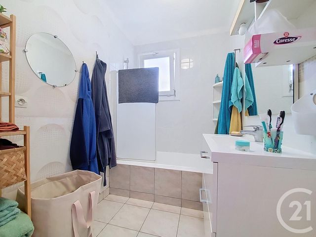 Appartement F3 à vendre - 3 pièces - 55.82 m2 - REZE - 44 - PAYS-DE-LOIRE - Century 21 Harmony
