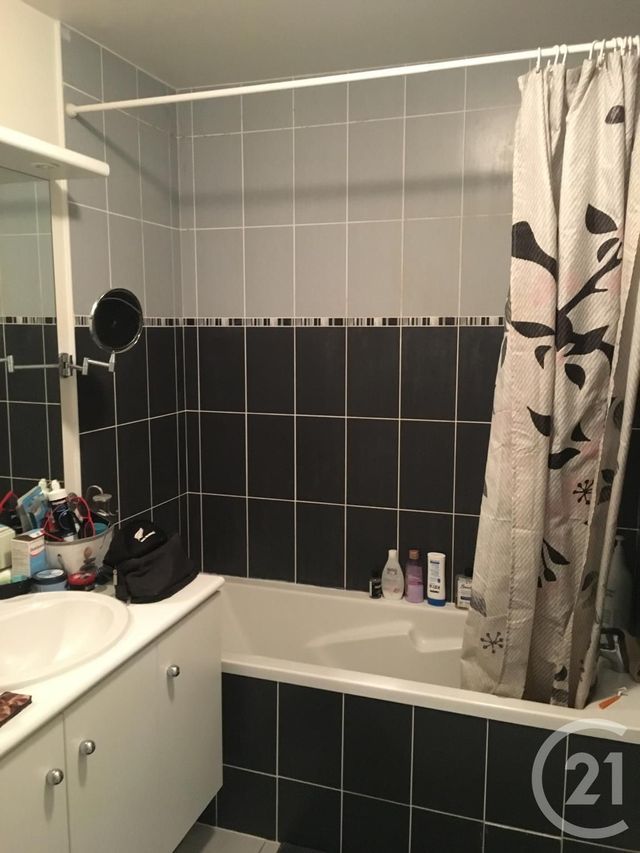 Appartement F3 à louer - 3 pièces - 64.8 m2 - NANTES - 44 - PAYS-DE-LOIRE - Century 21 Harmony