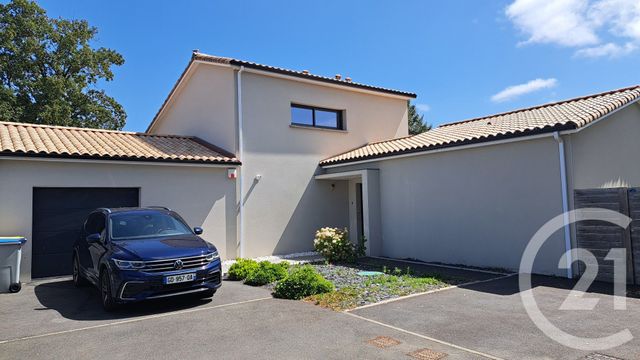 maison à louer - 4 pièces - 127.39 m2 - LES SORINIERES - 44 - PAYS-DE-LOIRE - Century 21 Harmony