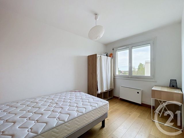 Appartement T4 à vendre - 4 pièces - 62.0 m2 - REZE - 44 - PAYS-DE-LOIRE - Century 21 Harmony