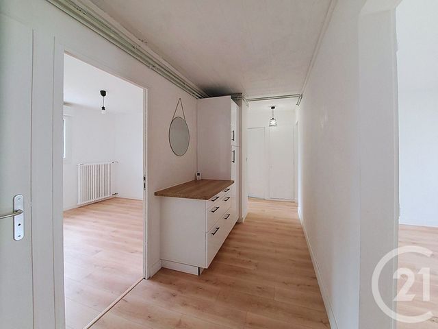 Appartement F4 à louer - 4 pièces - 77.15 m2 - REZE - 44 - PAYS-DE-LOIRE - Century 21 Harmony