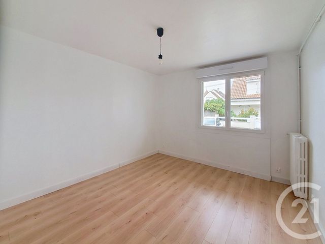 Appartement F4 à louer - 4 pièces - 77.15 m2 - REZE - 44 - PAYS-DE-LOIRE - Century 21 Harmony