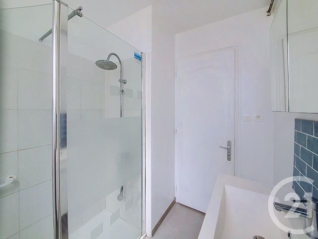 Appartement F4 à louer - 4 pièces - 77.15 m2 - REZE - 44 - PAYS-DE-LOIRE - Century 21 Harmony