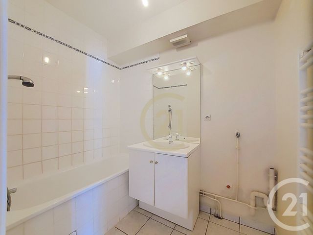 Appartement F2 à louer - 2 pièces - 56.02 m2 - REZE - 44 - PAYS-DE-LOIRE - Century 21 Harmony