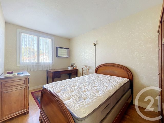 Appartement T3 à vendre - 4 pièces - 72.44 m2 - REZE - 44 - PAYS-DE-LOIRE - Century 21 Harmony
