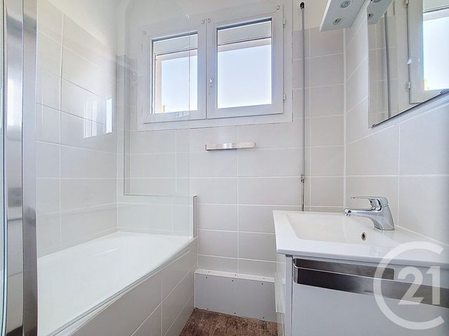 maison à louer - 4 pièces - 90.44 m2 - REZE - 44 - PAYS-DE-LOIRE - Century 21 Harmony