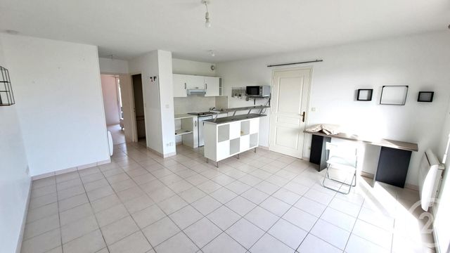 Appartement F2 à louer - 2 pièces - 37.3 m2 - CHATEAU THEBAUD - 44 - PAYS-DE-LOIRE - Century 21 Harmony