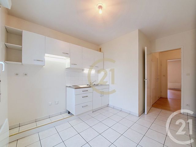 Appartement F2 à louer - 2 pièces - 56.02 m2 - REZE - 44 - PAYS-DE-LOIRE - Century 21 Harmony